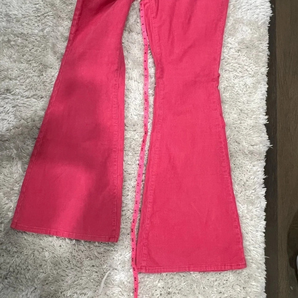 Free People
Jayde Cord Super High Rise Flared Jeans - Picture 12 of 12